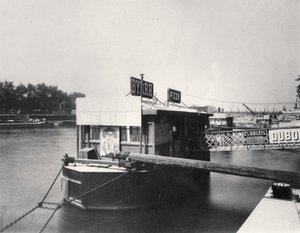 Boot op de Seine door Eugène Atget