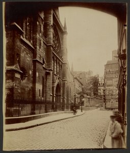 [Kerk van Saint-Séverin]. door Eugène Atget
