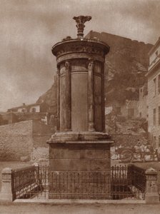 Monument voor Dionysus, god van de wijn, opgericht in Athene in 335-34 v.Chr. door Lysicrates om de overwinning van zijn team in de theatervoorstellingen te vieren door European Photographer