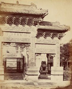 Deel van de Ingang naar de Lama Tempel Bij Peking, Oktober 1860