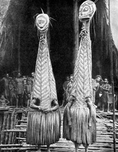 Goblinmaskers en vizieren gedragen als schoonheidsmiddelen, Papoea-Nieuw-Guinea, 1936 door Fox Photos