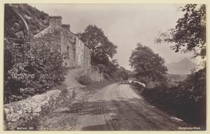 Aberglaslyn Road door Francis Bedford