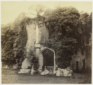Ruïne van Raglan Castle te Monmouthshire