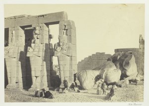 Osiridezuilen en Grote Gevallen Kolos, bij het Memnonium, Thebe