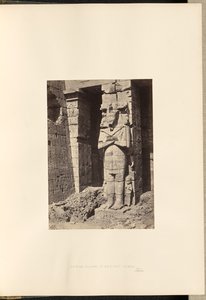 Osiridezuilen in Medinet Habou, Thebe door Francis Frith