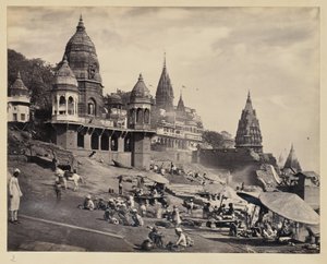 [Ganges rivieroever en Manikarnika Ghat].