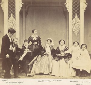 [Groepsportret van de Antoine en Höusermann Families] door Franz Antoine