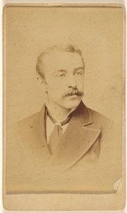 [Ongeïdentificeerde man met snor]. door Frederick Gutekunst