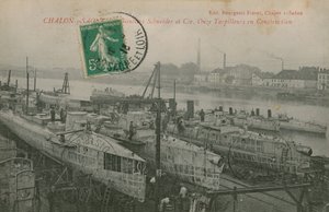 Elf torpedoboten in aanbouw door Schneider en Co in Chalon-sur-Saone in Oost-Frankrijk. Ansichtkaart verzonden in 1913
