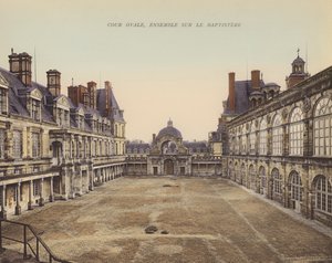 Fontainebleau: Cour Ovale, Ensemble sur le Baptistere door French Photographer
