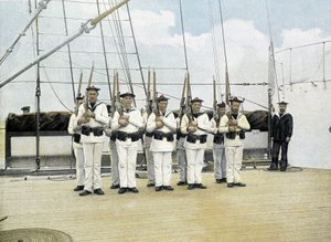 Franse marine, eind 19e eeuw: geweeroefening - Bibl. des Arts deco. door French Photographer