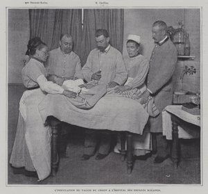 Inenting van een patiënt met het vaccin tegen kroep in een ziekenhuis voor zieke kinderen in Parijs door French Photographer