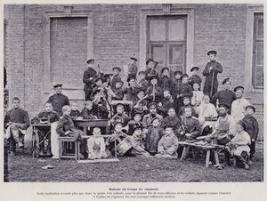 Het Russische Leger: Kinderen van het Regiment (zwart-wit foto) door French Photographer