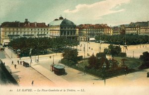 Le Havre, La Place Gambetta, Het Theater door French Photographer