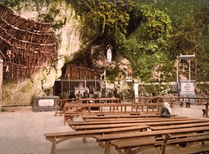 Onze-Lieve-Vrouw van Lourdes, 1890-1900 door French Photographer