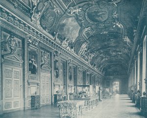 Parijs: Galerie van Apollo, Louvre Museum, noordwaarts