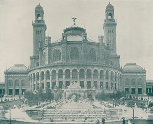 Parijs: Hoofdgebouw van het Trocadéro door French Photographer