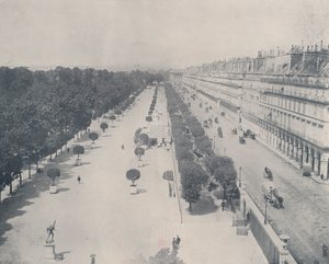 Parijs: Rue de Rivoli en terras van de Tuilerieën