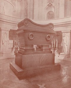 Parijs: Sarcofaag en Graf van Napoleon door French Photographer