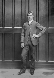 Portret van een jonge man, regio Bourmont in Haute-Marne, circa 1880. Fotografie. Ducos Collectie