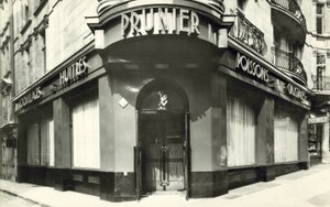Prunier Restaurant door French Photographer