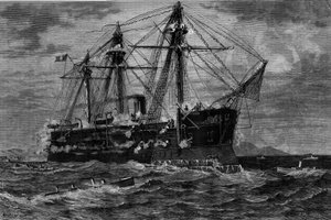 Schip aangevallen door torpedoboten (19e eeuw). Gravure naar het schilderij van Pierre Emile de Crisenoy (19e eeuw) in 