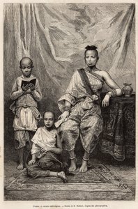 Cambodjaanse vrouw en kinderen, gravure naar een tekening van D.Maillart, ter illustratie van de reis naar Cochinchine, door dokter Morice, 1872, gepubliceerd in 