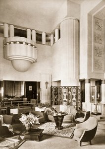 Ontwerp voor de Hal van Paviljoen Primavera op de Exposition Internationale in Parijs in 1925, pub. 19 door French School