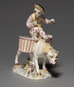 Figuur van een aap op een hond, fabrikant Mennecy-Villeroy Fabriek, Frankrijk, ca. 1760 door French School