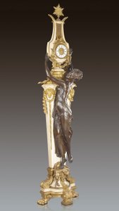 Grande Horloge, een belangrijke en monumentale sokkelklok, ontworpen door Frederic Piat en uitgevoerd door Maison Millet, Parijs, c.1890