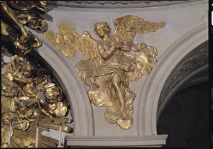Louis XIV stijl engel, van de boog rechts van het hoofdaltaar in de kapel (verguld brons)