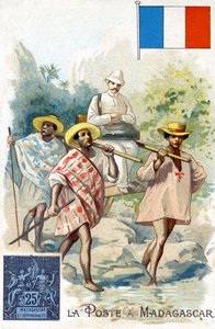 Postbode die post bezorgt in Madagaskar, eind 19e eeuw