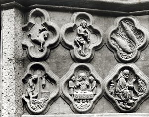 Vierpassen met de Tekens van de Dierenriem en de Arbeid van het Jaar, van de Kathedraal van Notre-Dame in Amiens (gipsafgietsel van steen)