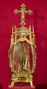 Relikwie met de hand van St. Attalia (c.697-741) 12e-15e eeuw