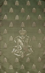 Sectie van groene en gouden damast met het embleem en koninklijk wapen van Napoleon III (1808-73)
