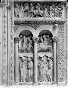 De Annunciatie, de Visitatie, de Aanbidding van de Wijzen, van het zuidportaal, ca. 1130