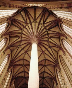 Uitzicht op het waaiergewelf van het plafond