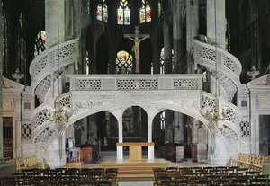 Uitzicht op het doksaal, gebouwd in 1525-35 door French School