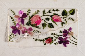 Vintage Franse ansichtkaart met bloemversieringen door French School