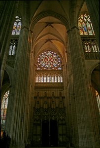 Raam met afbeelding van het zuidelijke transept