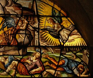 Raam in het Charnier (w.6) met het Pascha en de Engel des Doods