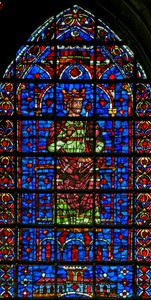 Raam w127 (bovenste figuur) met een koning door French School