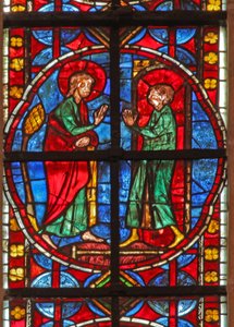 Raam w210 met St. Jacobus en de magiër Hermogenes leerling Philetus