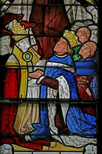 Raam w4 met Paus Paulus II en Koning Lodewijk XI door French School