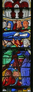 Raam w4 met de Begrafenis van de Maagd Maria; poging om de kist om te keren