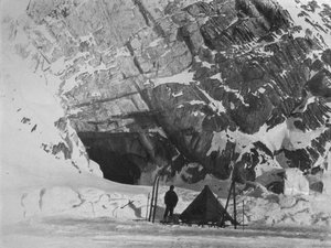Levick Buiten Kamp bij Penelope Point, 1912, 1913
