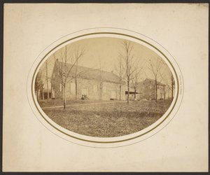 [Bakstenen gebouwen]. door Garrett