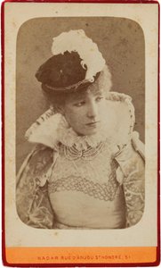 Portret van Sarah Bernhardt 1844-1923, ca. 1865 door Gaspard Félix Nadar