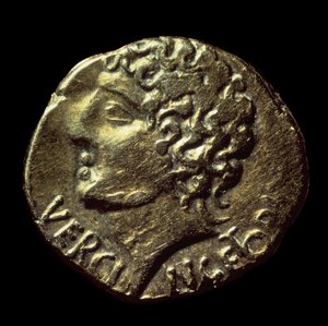 Gallische gouden statere (Arvernes) met de beeltenis van Vercingetorix (72-46 v.Chr.) uitgegeven in 52 v.Chr. Parijs, B.N.