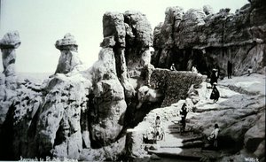 De Benadering van Pueblo Acoma, New Mexico door George Benjamin (Ben) Wittick